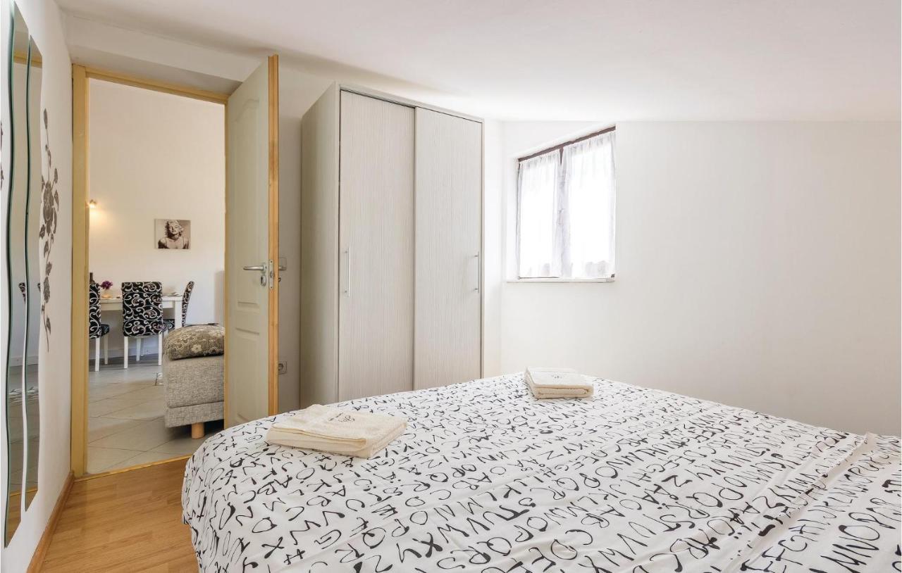 Amazing Apartment In Medulin With Wifi 외부 사진